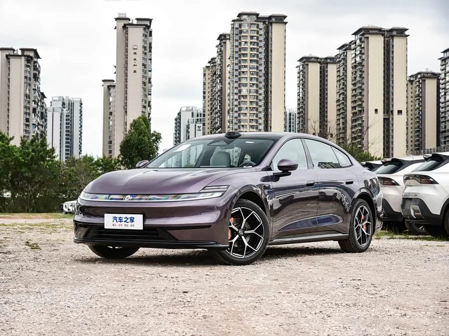 Changan Qiyuan A06 240 Ultra+